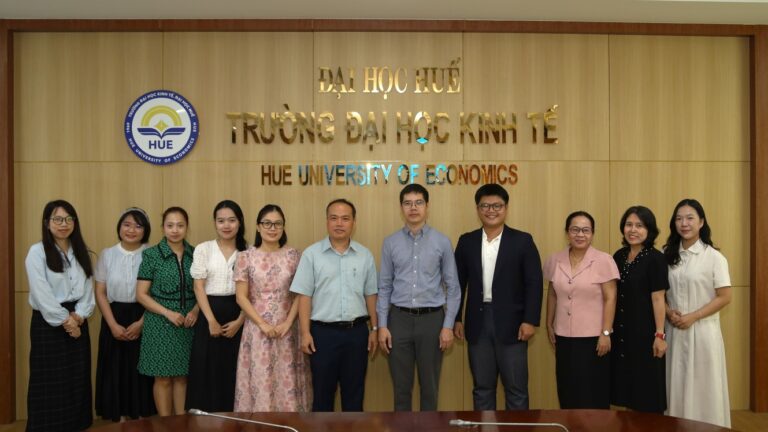 đại học Kinh Tế Huế